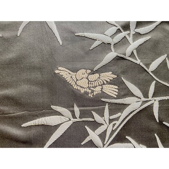 Brunschwig & Fils "Aviary Silk Woven" fabric vintage swatch 25" x 26" - Picture 3 of 4